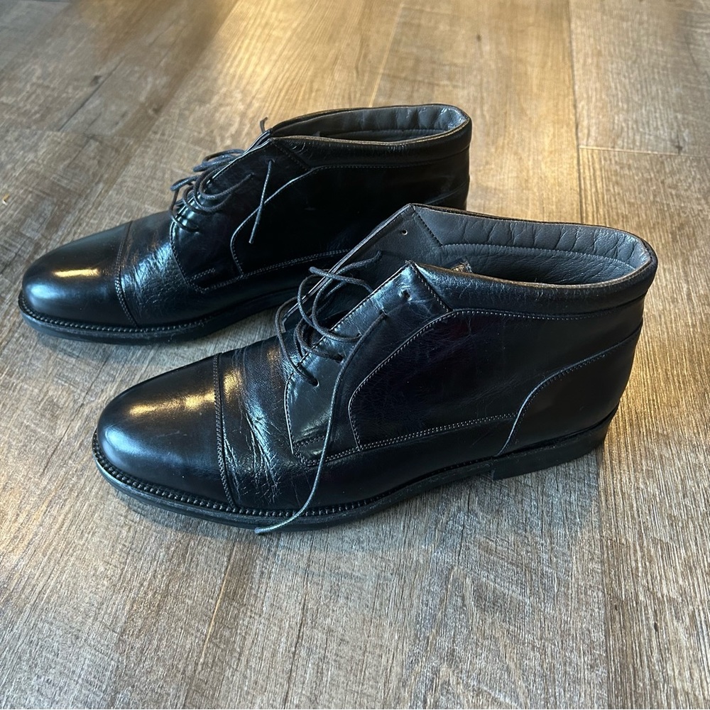 Johnston & Murphy mens black dress shoes size 9